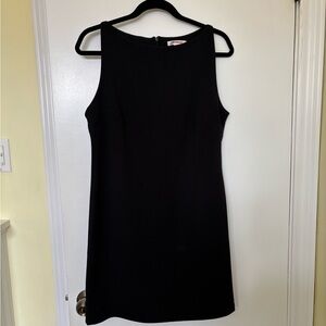 Elegant Black Sleeveless Dress